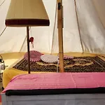 캠프장 Beheizte Jurte Zelt Glamping Winter Hessen Main-kinzig 슐로크텐