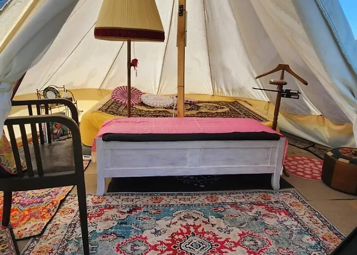 Campingplatz Beheiztes Tipi Zelt Luftbett Winter Hessen Main-kinzig Schlüchtern